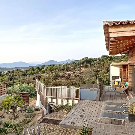 Appealing Holiday Home In Pietrosella With Private Pool Nyaraló