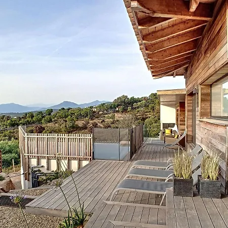 Appealing Holiday Home In Pietrosella With Private Pool Semesterbostad Pietrosella